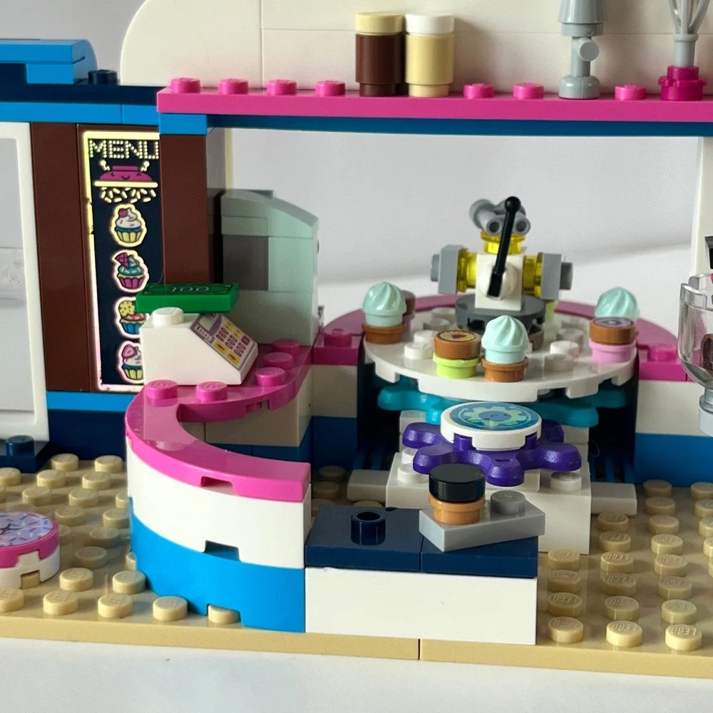 LEGO Friends Olivias Cupcake Cafe 41366 Building Set‎ with Manual No Minifigures